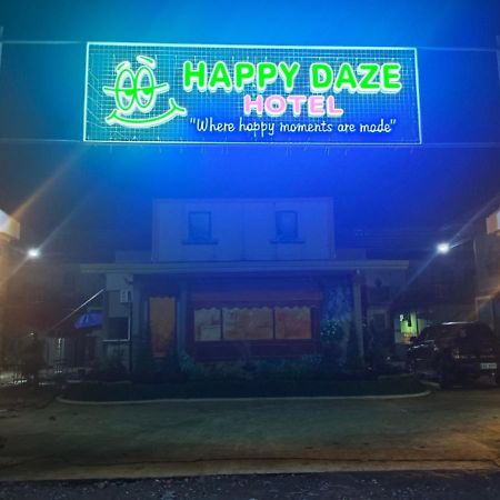 Happy Daze Hotel Tagum Екстериор снимка