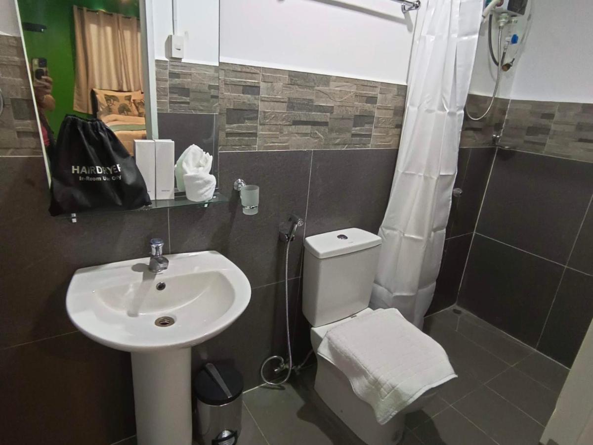 Happy Daze Hotel Tagum Екстериор снимка