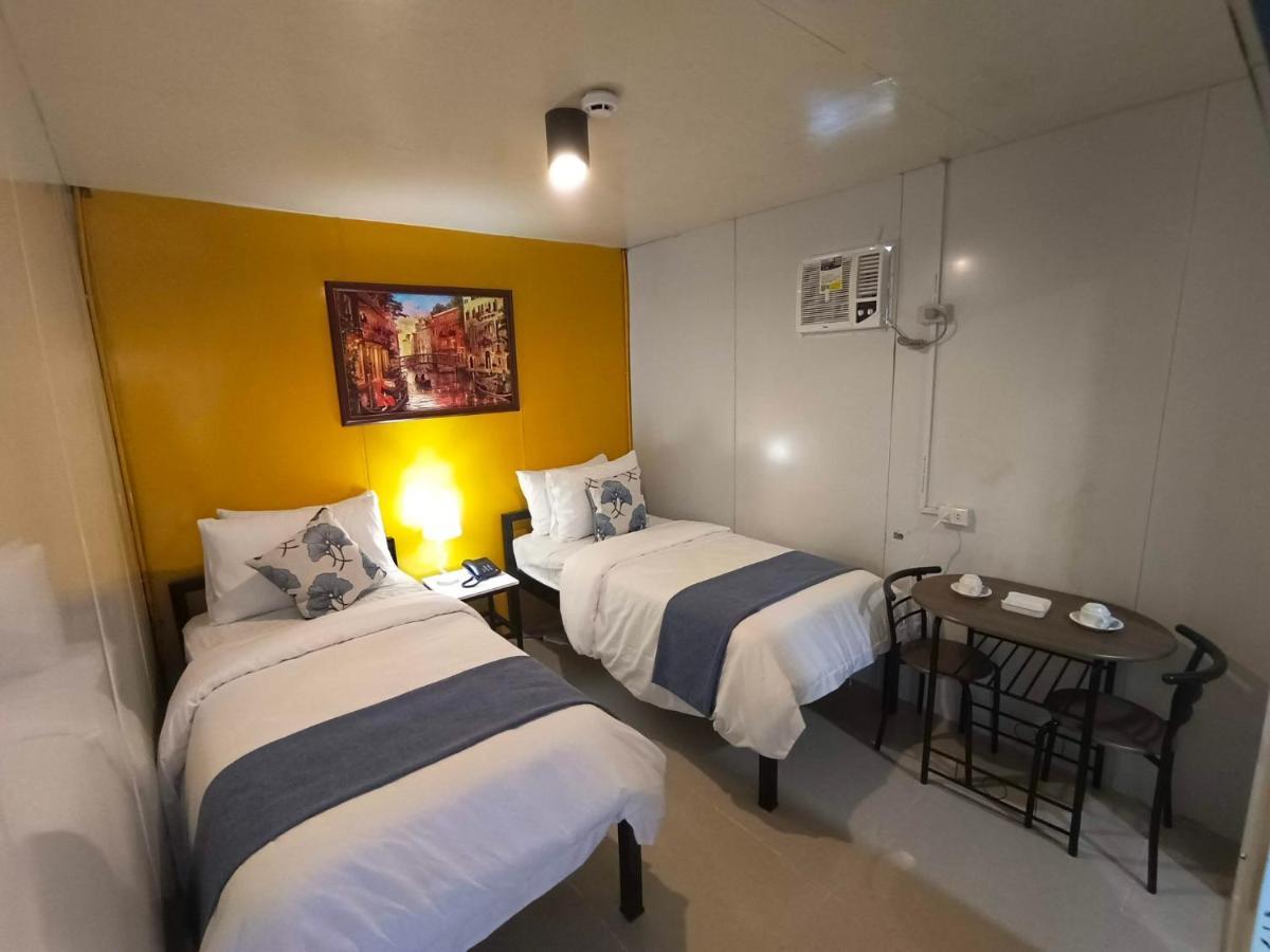 Happy Daze Hotel Tagum Екстериор снимка