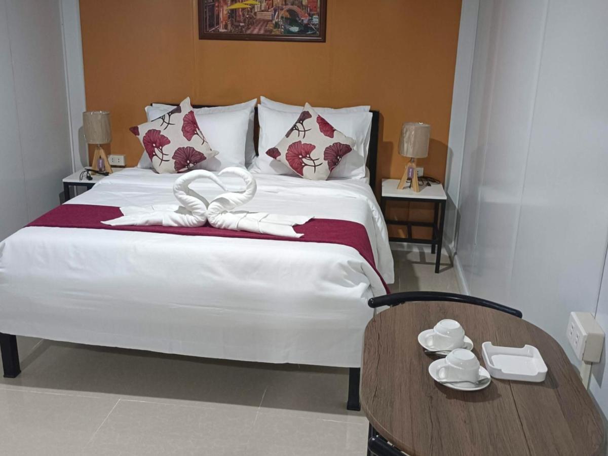 Happy Daze Hotel Tagum Екстериор снимка